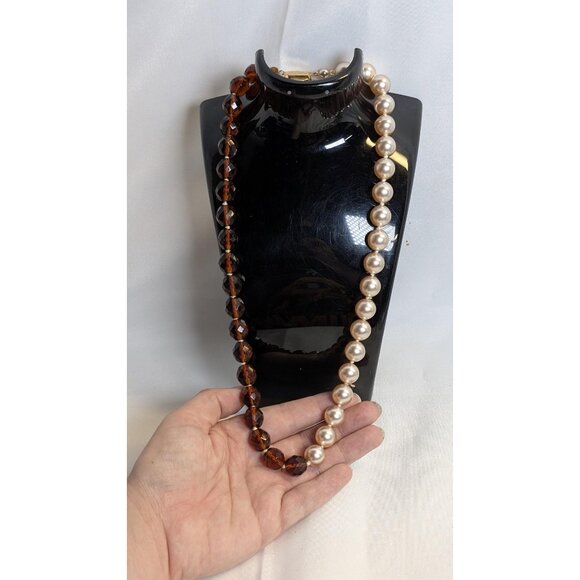 3 for $30 vintage two tone faux pearl and resin necklace | costume jewelry - Picture 5 of 10